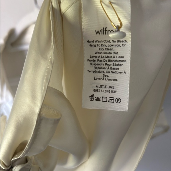 Aritzia Nacisse Blouse in cream - Picture 4 of 5